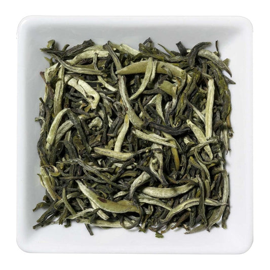 Weißer & Grüner Tee - China Weißer Drache (Bai Long)