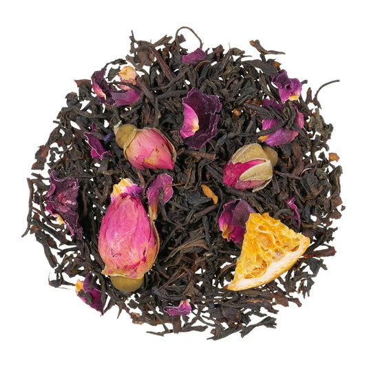 Earl Grey Creme aus Ceylon-Schwarztee mit Bergamotte-Sahne-Note, Limonenstücken und feinen Rosenblüten.
