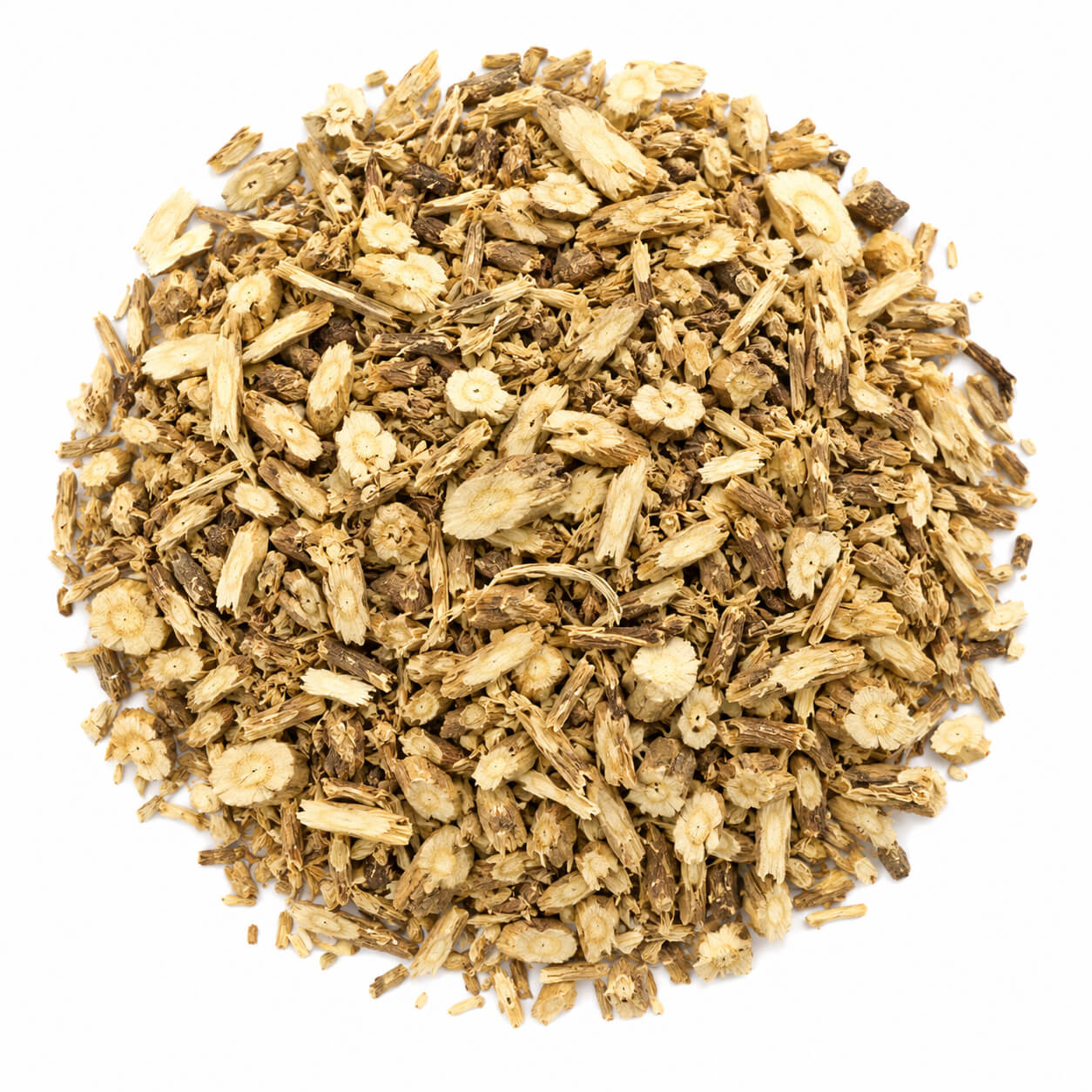 Geschnittene Bertramwurzel mit würzig-herbem Aroma, bekannt als traditionelles Gewürzkraut der Hildegard-Küche.