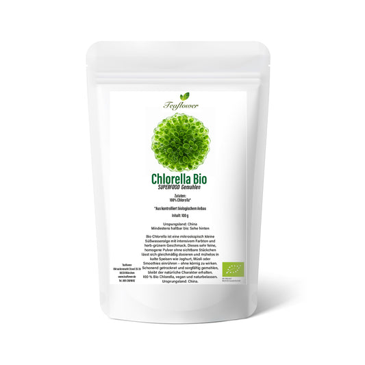 Chlorella BIO gemahlen als feines grünes Pulver aus China mit homogener, gleichmaessiger Struktur